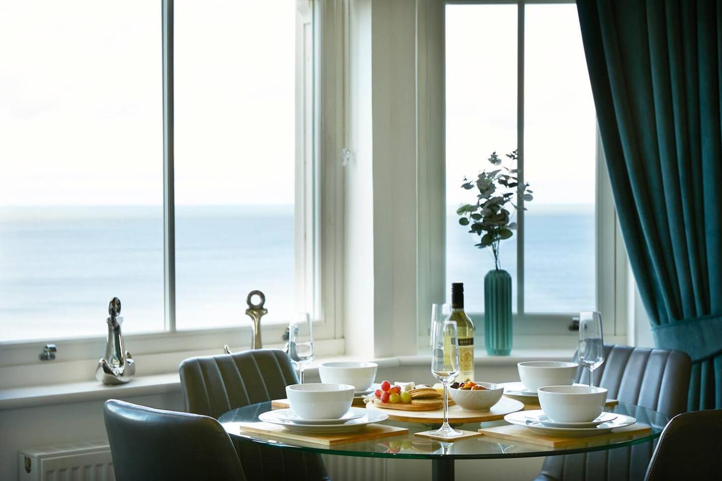 Sea View Serenity Breath Taking Sea View Sleeps 4 Scarborough Exterior foto